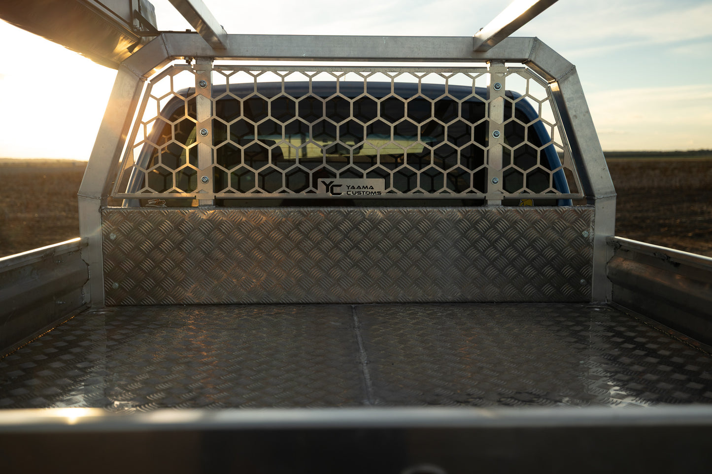 Heavy-Duty Alloy Tray – Dual Cab Utes | 5mm Folded Floor | 900mm Trundle | Under-Tray Boxes | 95L Water System